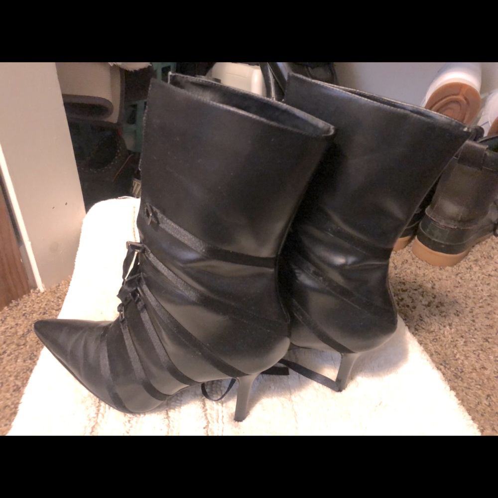 Ribbon laced black boots